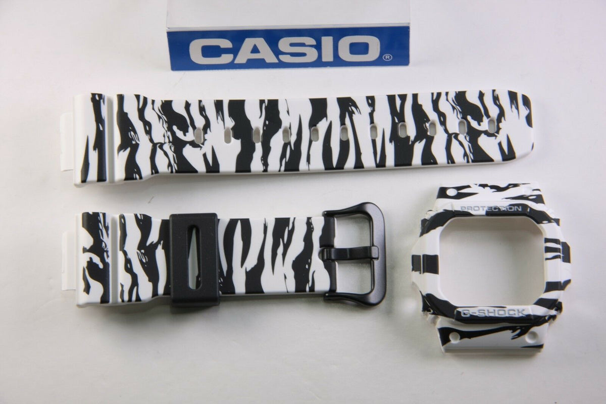 Casio G-Shock GW-M5610BW-7 Watch Band Bezel Combo Black